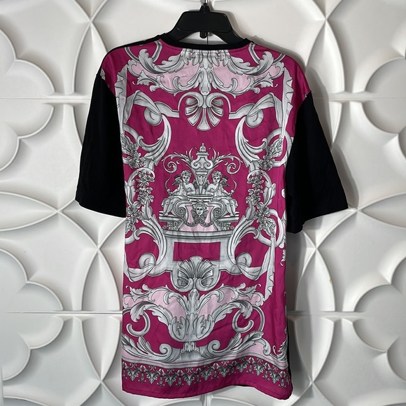 Versace baroque pink print t shirt sz 40 / US sz 10. (Loc Dddd) - Picture 7 of 8
